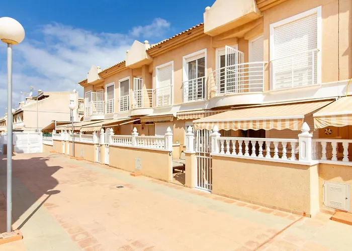 2 Bedroom Lovely Home In Santa Pola
